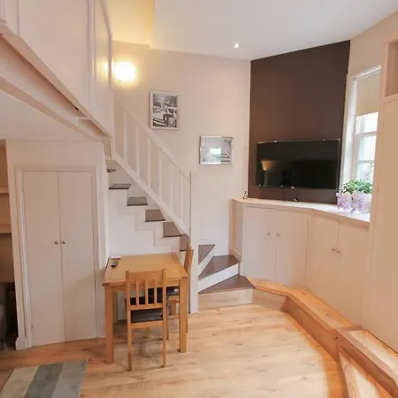 The Coach House, Clifton And Parking - Hopewell