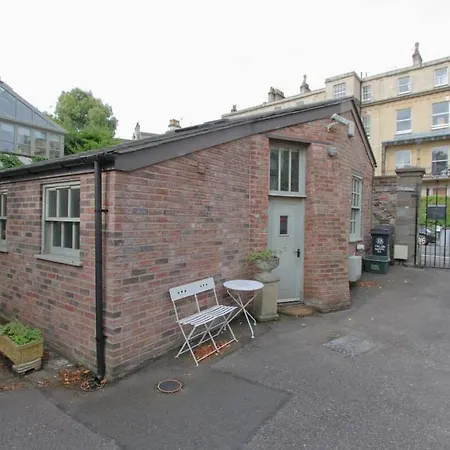 The Coach House, Clifton And Parking - Hopewell Apartment Bristol