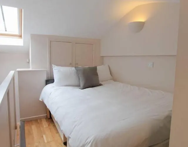 Apartment The Coach House, Clifton And Parking - Hopewell *